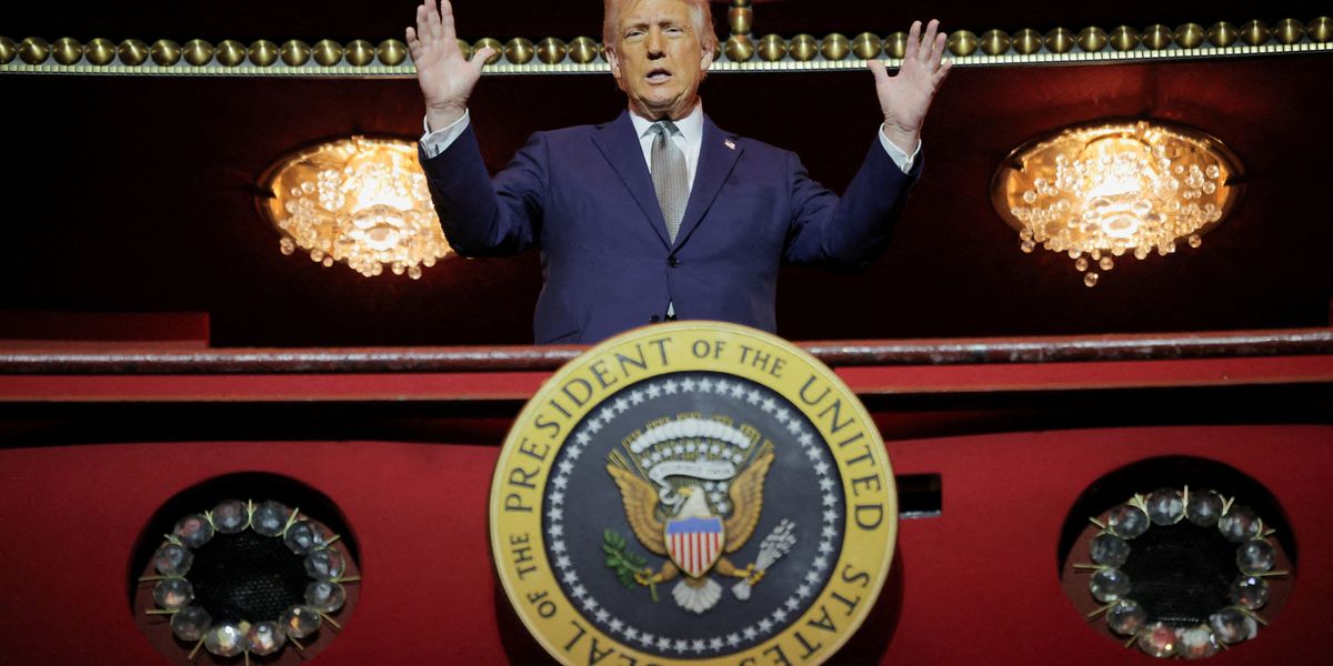 Trump calls out 'miserable, horrible people' in Kennedy Honors speech after quoting Rocky