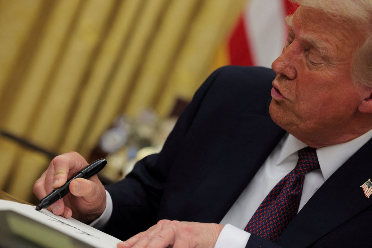'Insane': Legal experts blast Trump's 'unbelievable' new firings as 'attack on the EEOC'