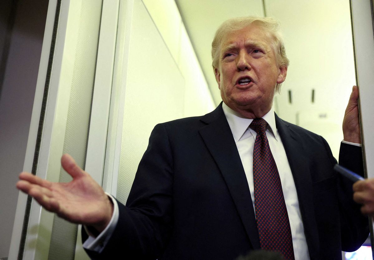 'You're on a dangerous flight': Trump shocks reporters on Air Force One with threat claim