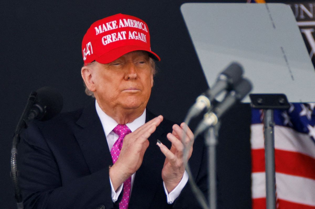MAGA celebrates 'big surprise' in inflation data — but experts urge caution