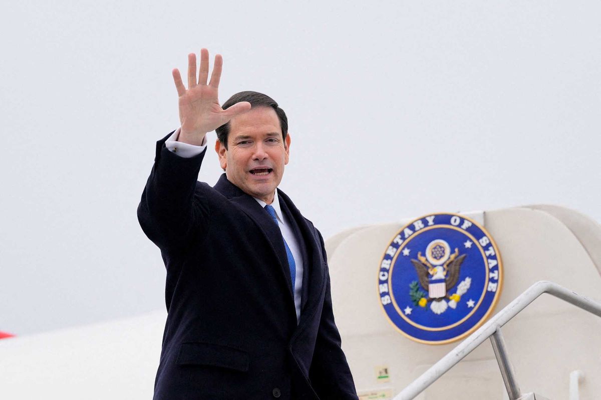 Speculation swirls as Marco Rubio’s ‘rare briefing’ sees surprise guest