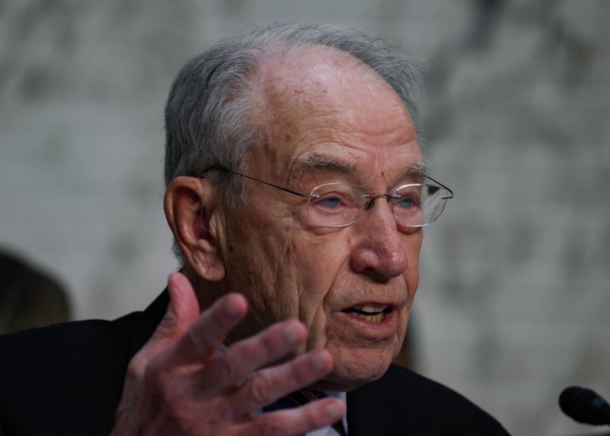 'This is so rich': GOP senator slammed over 'shameful' social media celebration