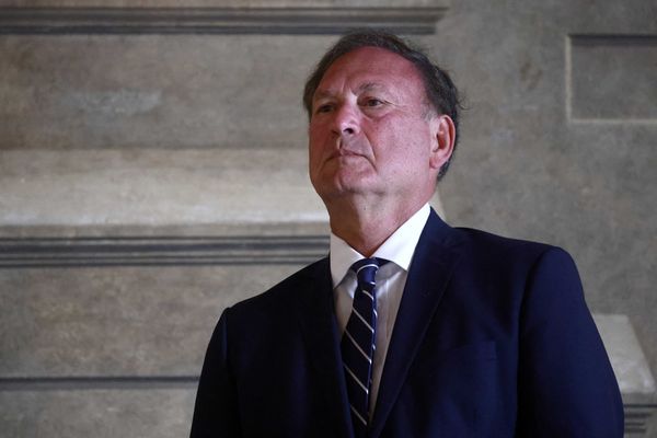 Trump judge gunning for Samuel Alito’s seat with ‘absurd’ rulings flagged by legal expert