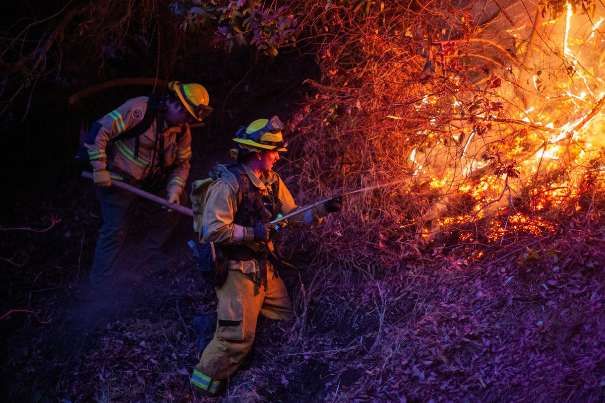 Firefighting planes dump ocean water on LA fires − why saltwater is usually last resort