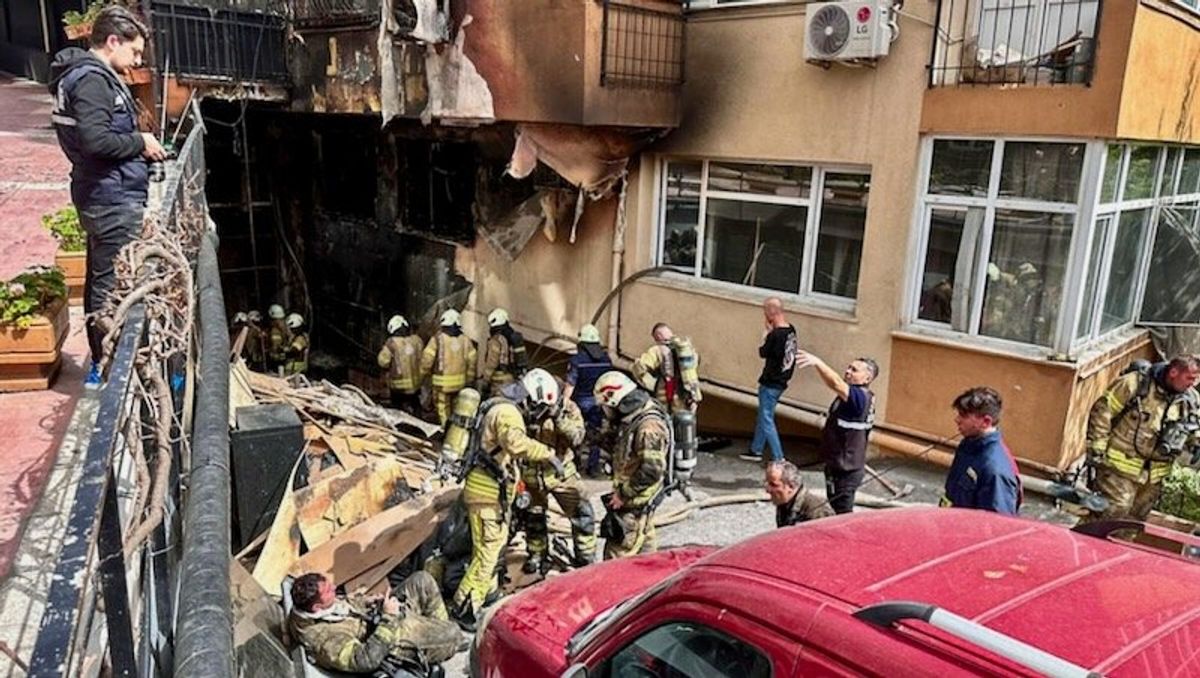 Dozens killed in fire at Istanbul nightclub closed for renovations
