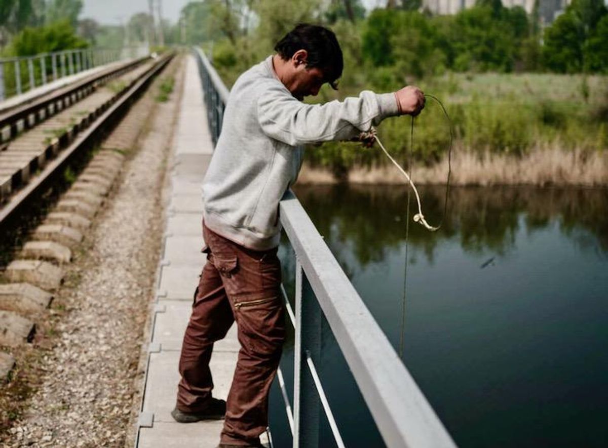 Fisherman's bad catch hints at ferocity of Ukraine battle