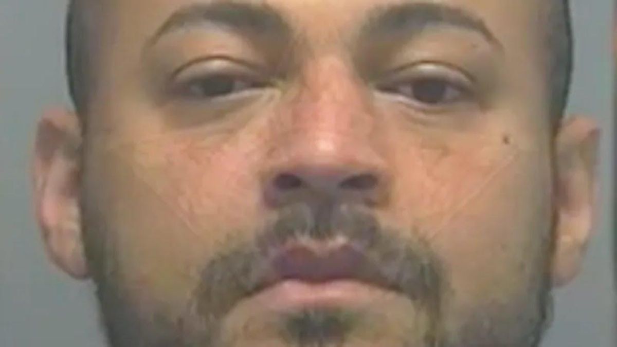Florida man has a 'ridiculous' racist meltdown over how Waffle House cooked his bacon