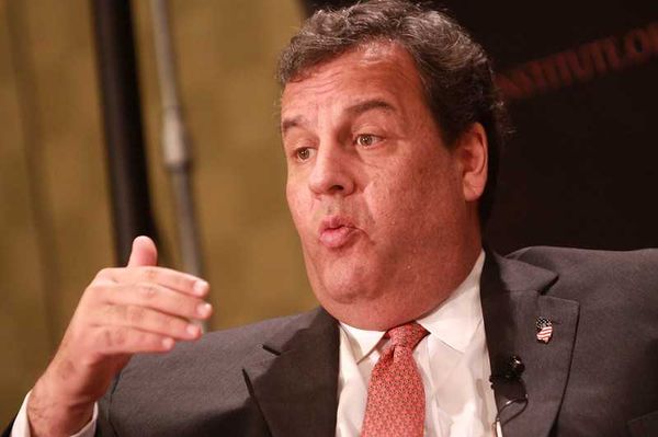 'I'm shocked': Chris Christie's telling Trump moment among revelations in new Russia files