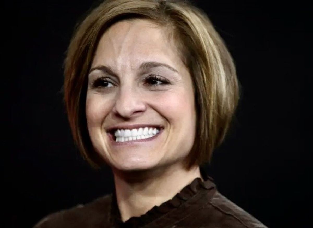 Olympic gymnast icon Mary Lou Retton 'fighting for life': daughter