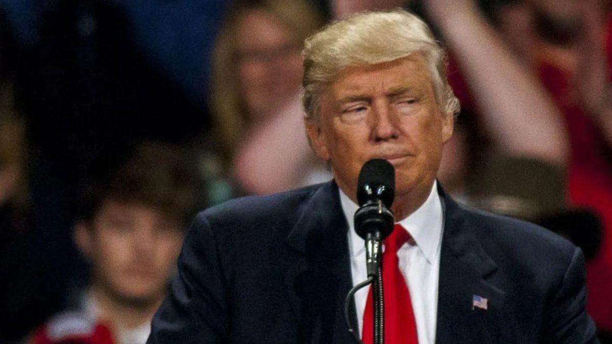 Former RNC official issues 'deadly serious' warning about Trump