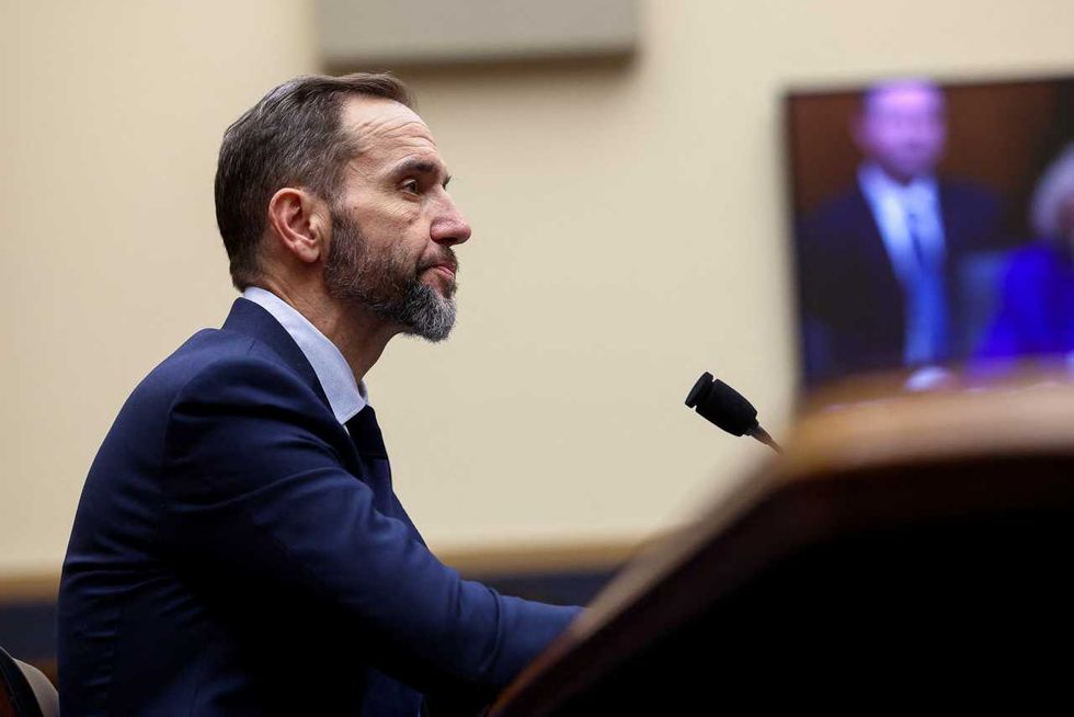 Jack Smith memo suggests Trump deliberately mishandled classified docs