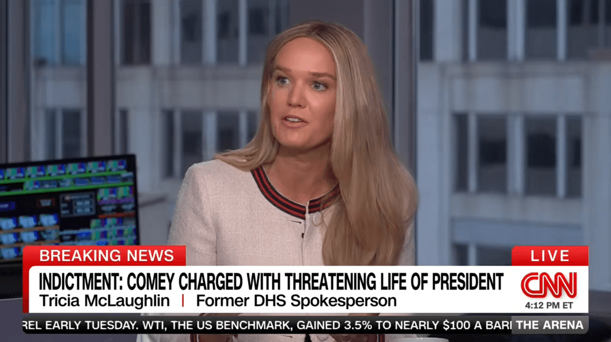 Ex-Trump official snaps at CNN panelist: 'I'll let you speak if you let me speak'