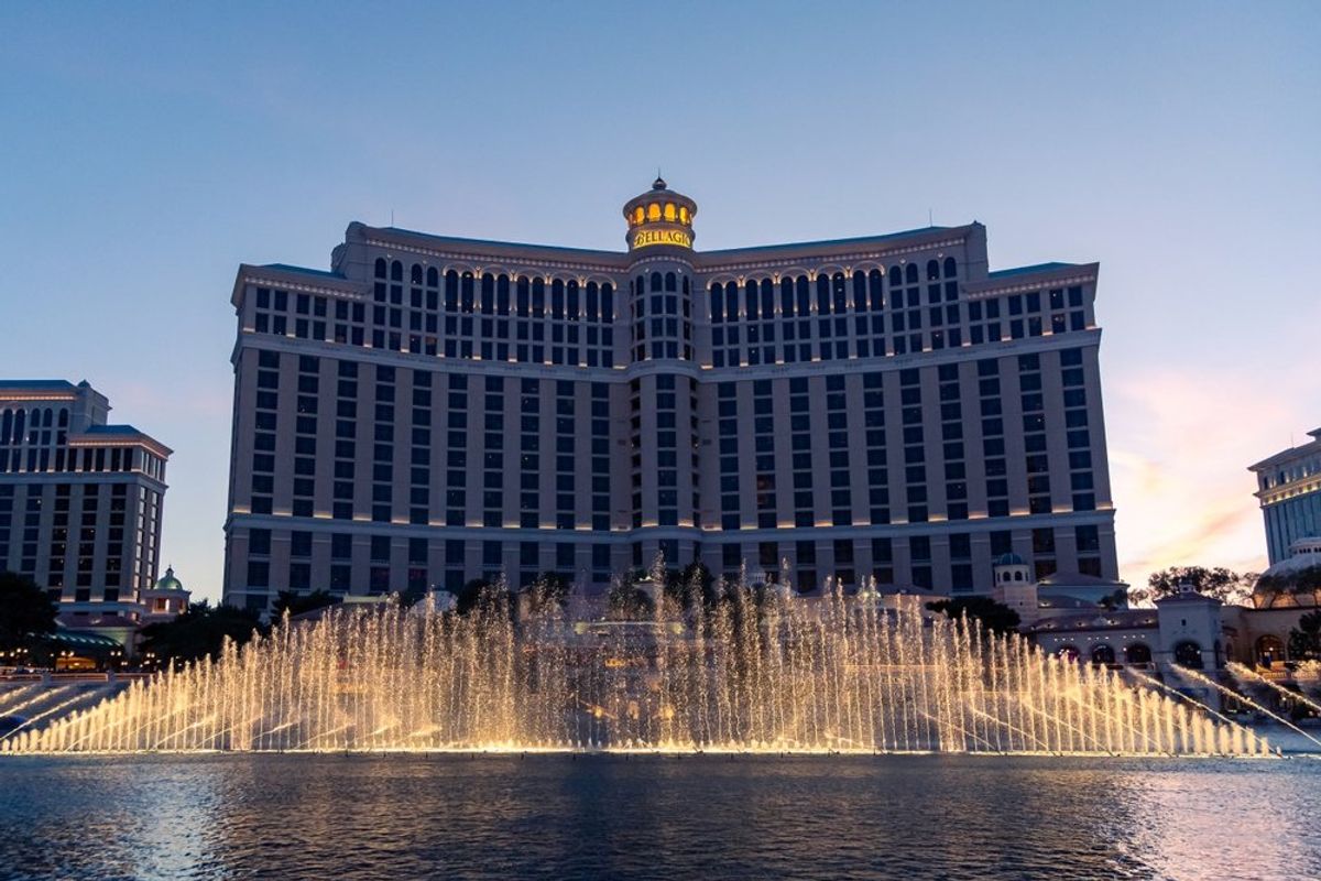 Kayaker arrested for paddling through Bellagio fountains during Trump protest: report