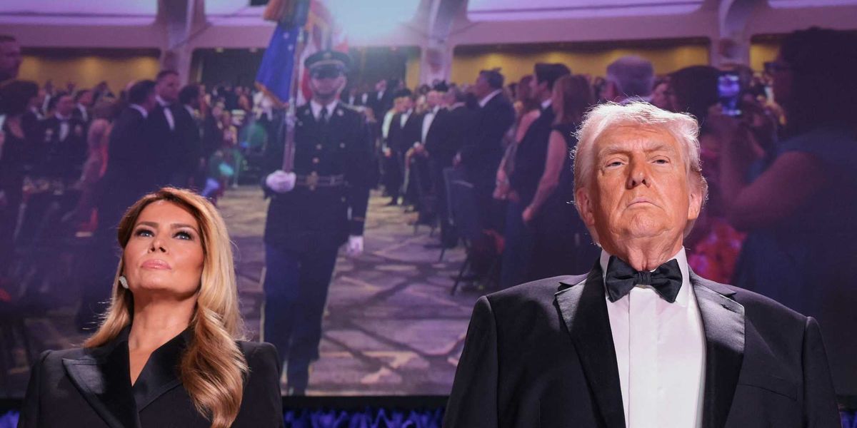 Analyst points out the new reality of modern politics: conspiracy theories.