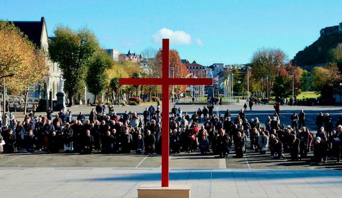 After show of penance, French Catholic Church to announce child abuse response