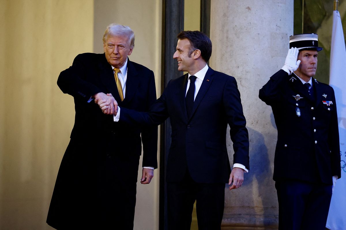 'Donaldddddd': Insiders tell of world leaders 'bro-ing out' with Trump on private cell