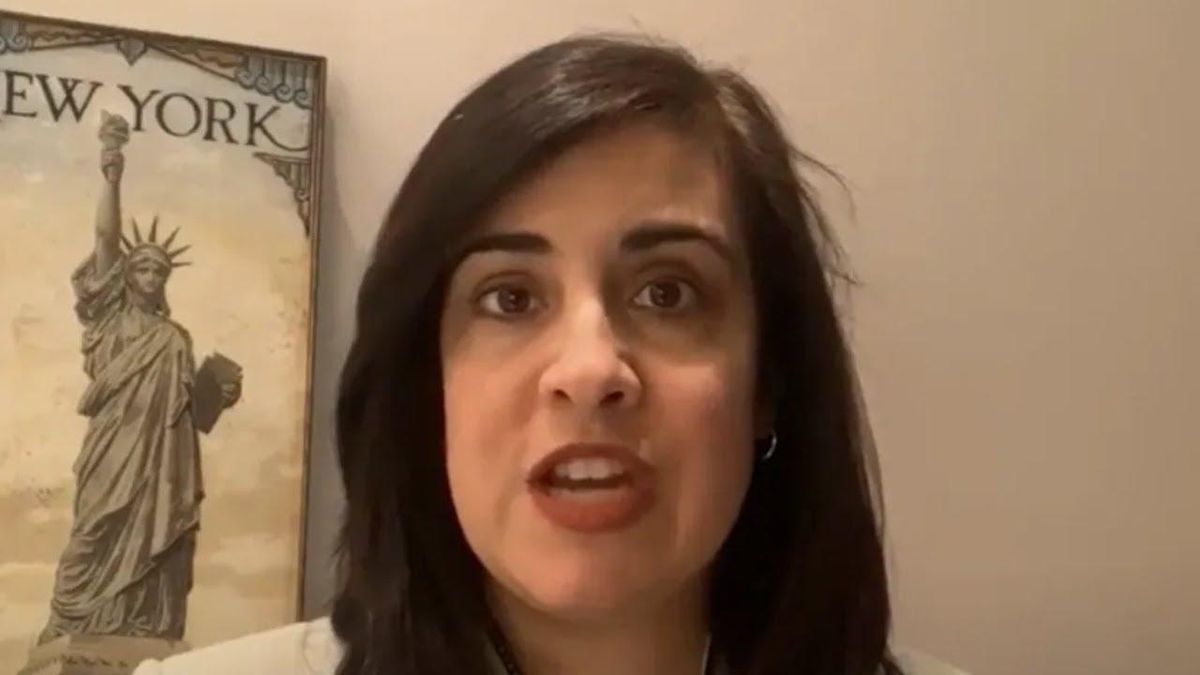 Freshman GOP lawmaker 'visibly shaken' when Trump singles her out in infrastructure rant: report