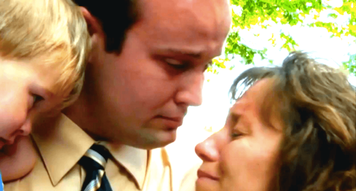 Josh Duggar to remain in jail after being indicted on federal charges