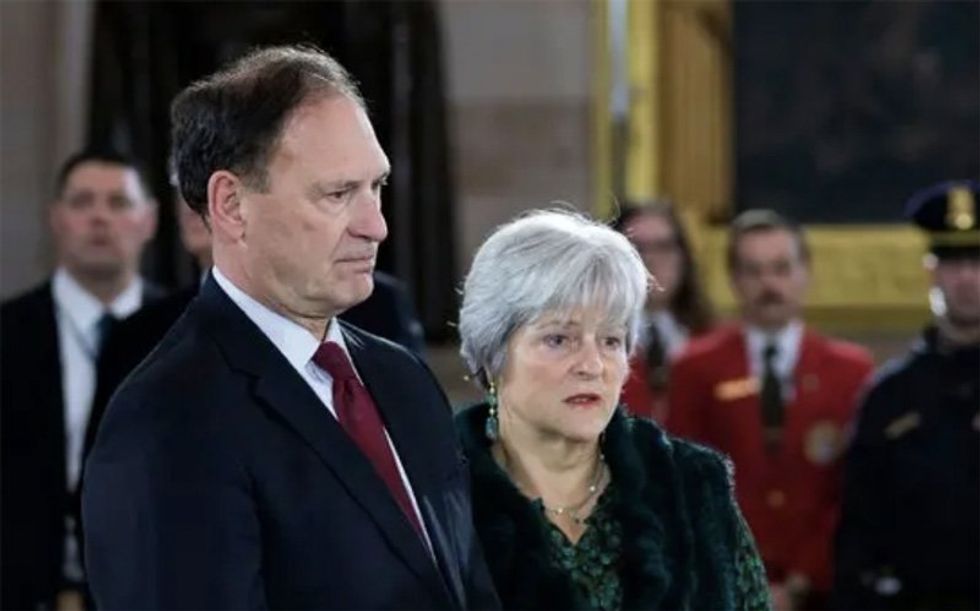 Sam Alito shredded by analyst for 'placating man-baby' Trump in major Supreme Court case