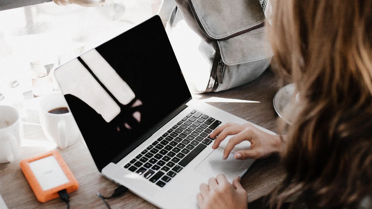 Websites selling abortion pills are sharing sensitive data with Google