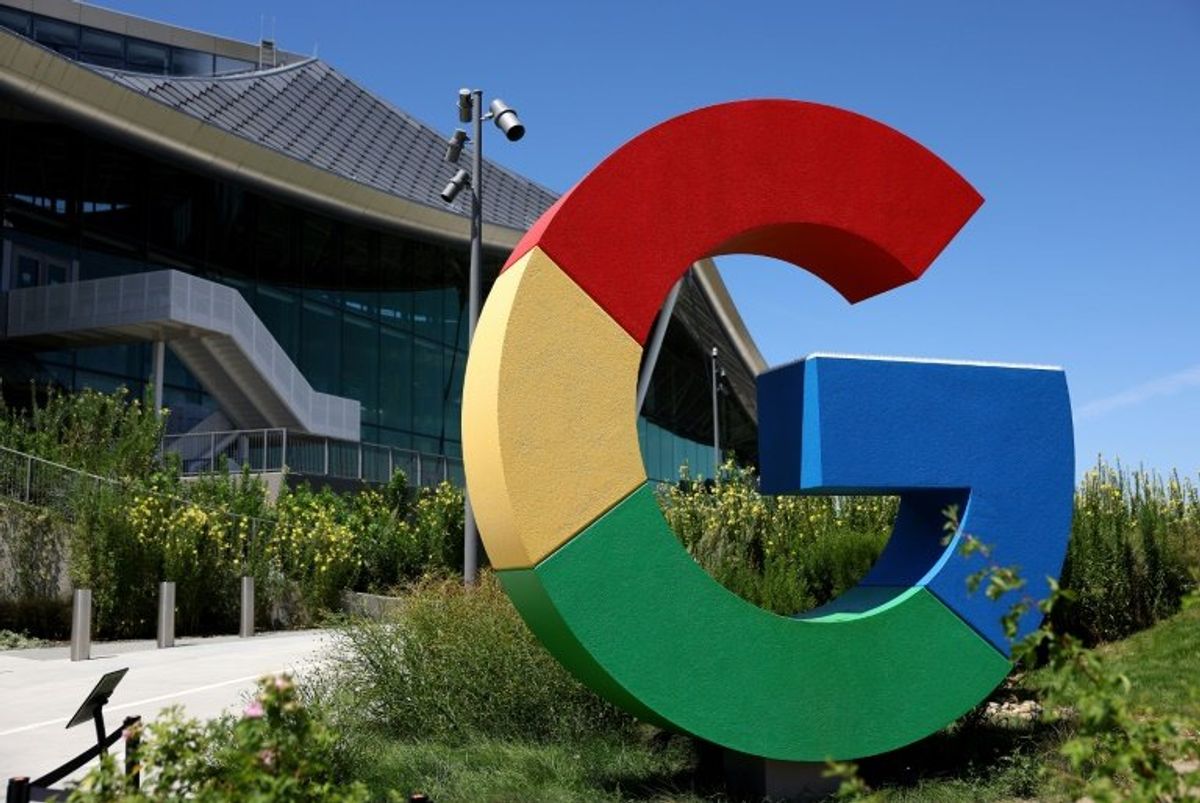 Google halts workplace diversity push