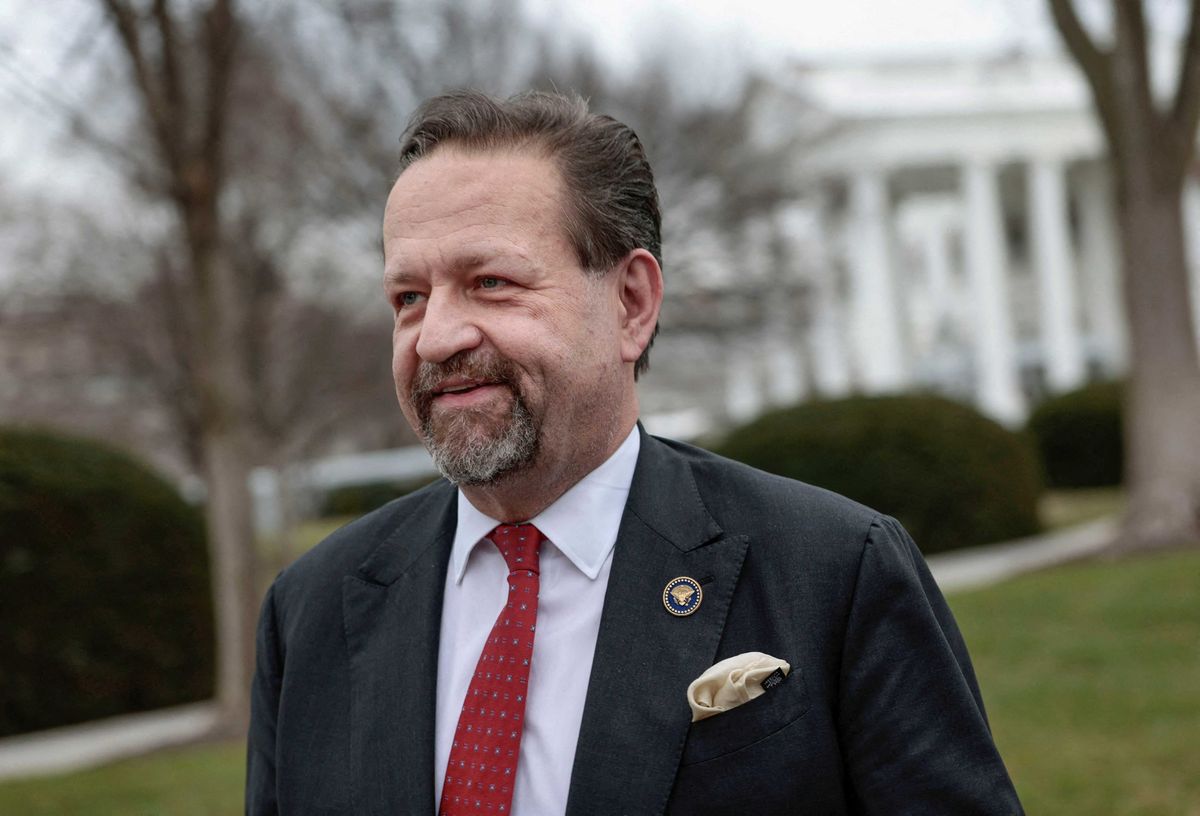 'So pathetic': Finger-wagging Trump aide torched for correcting anchor over new term