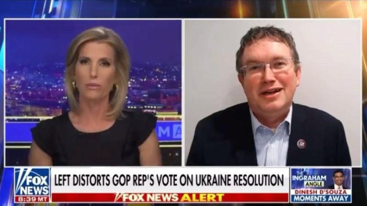 'Dangerous and stupid': GOP senator roasted on Fox News for 'insane' comments on Russia-Ukraine war