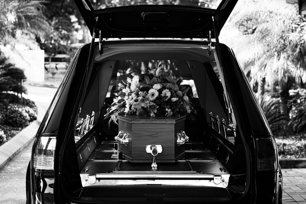 How to avoid being overcharged for a funeral