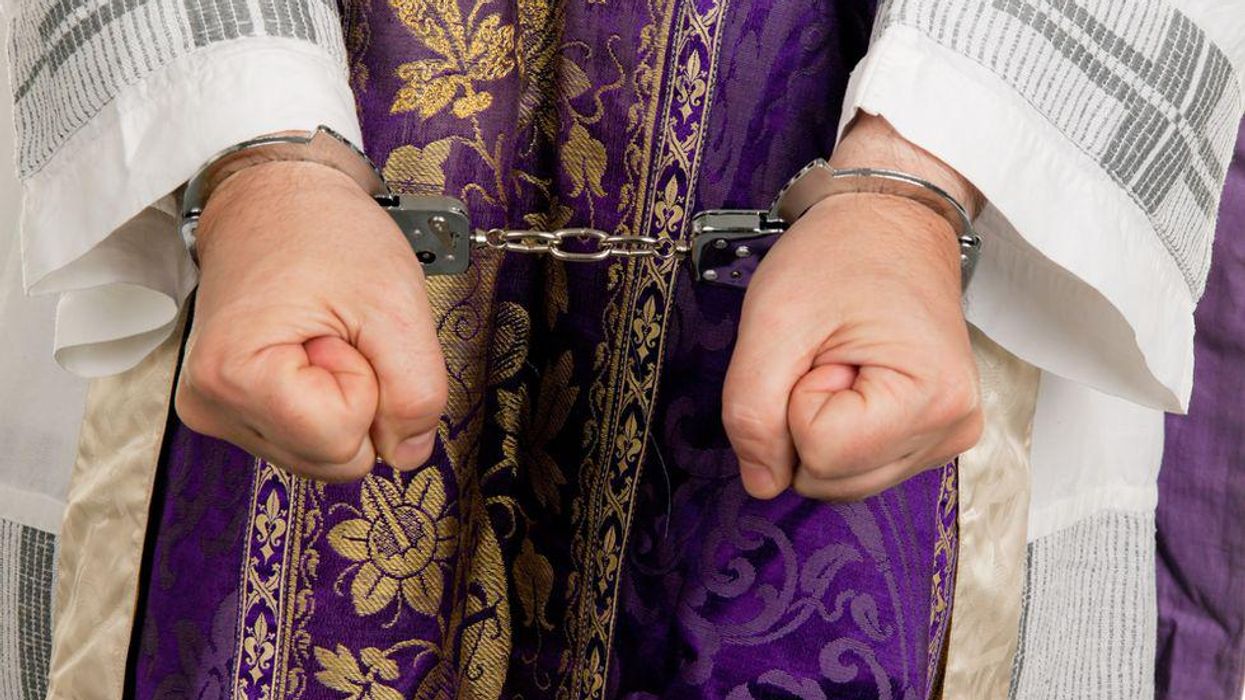 93-year-old retired priest pleads guilty to rape in 1970s sex abuse of teen
