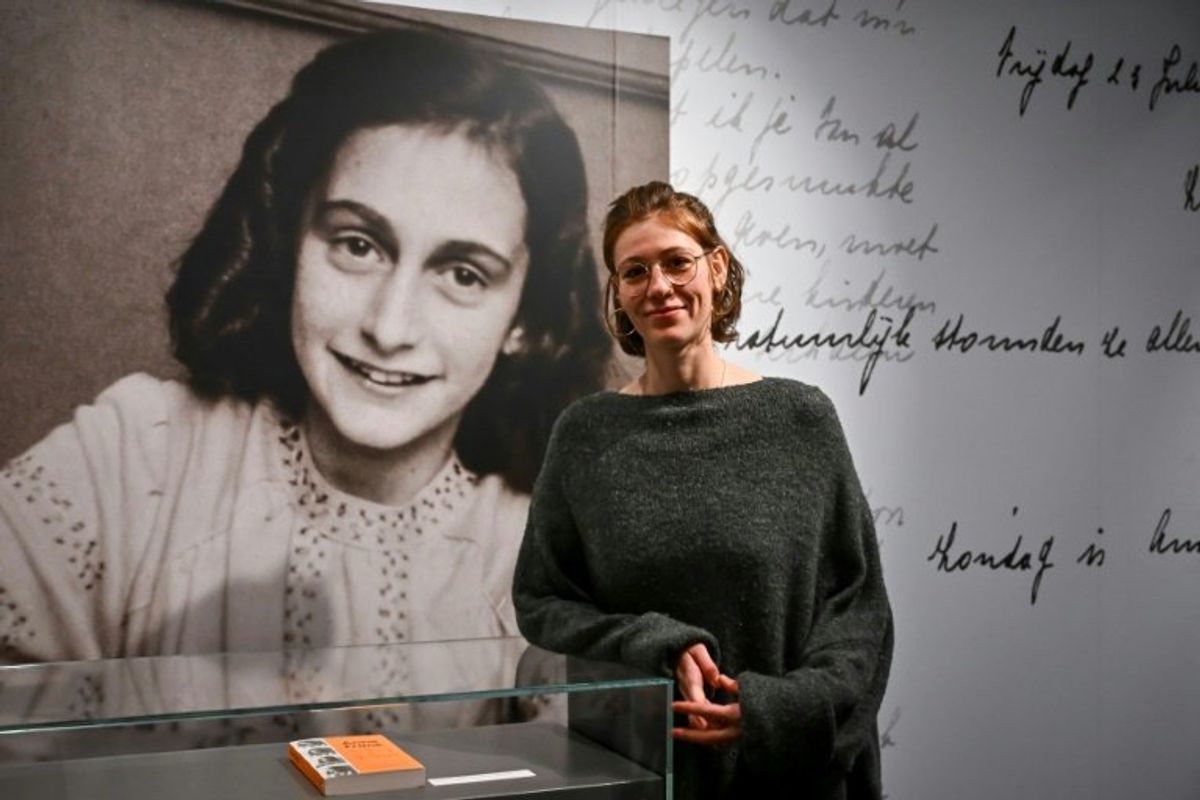 Anne Frank annex replica opens Holocaust story to new generation