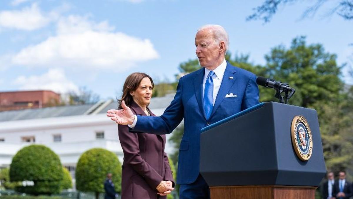 Joe Biden expressed doubts about Kamala Harris' chances of beating Trump: insiders