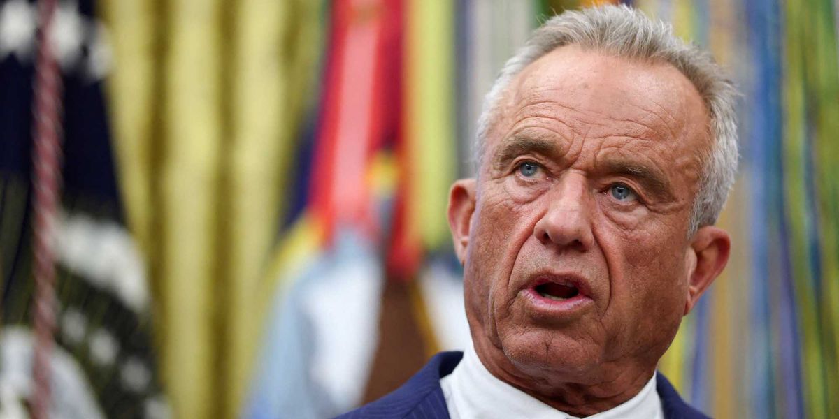 Mockery erupts as RFK Jr. admits snorting 'cocaine off toilet seats'