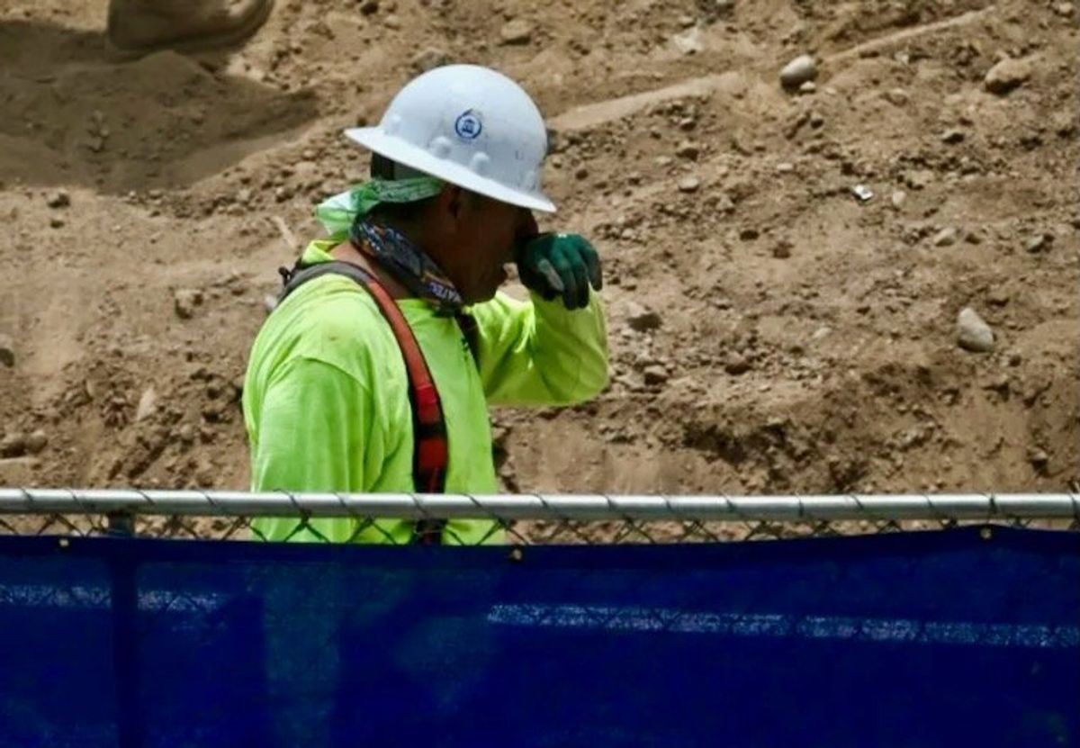U.S. proposes new safety rules for workers toiling in high heat