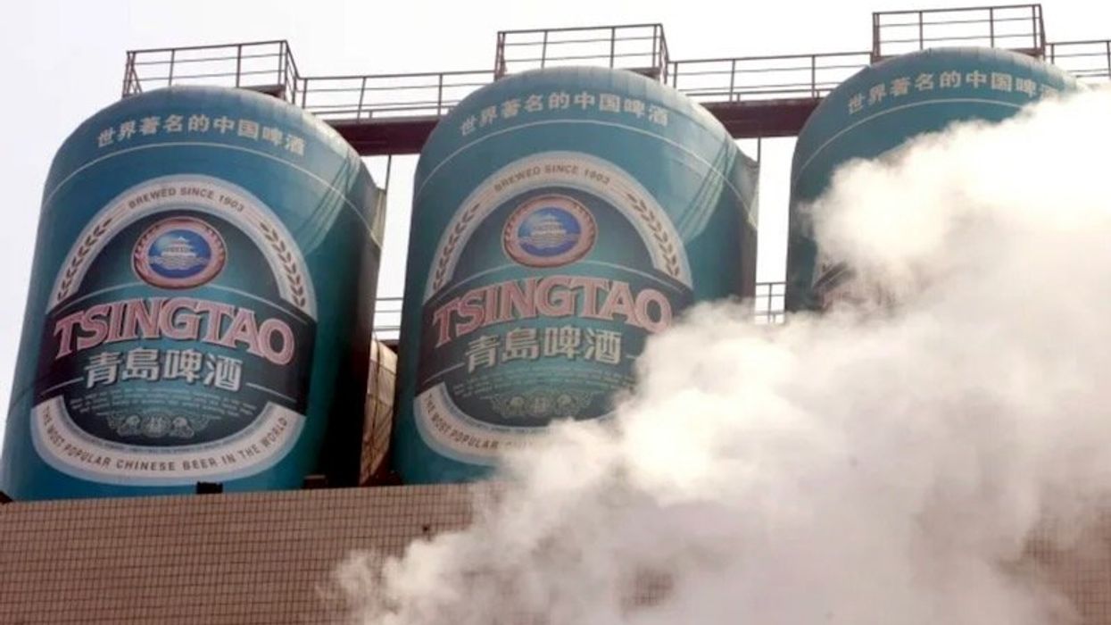 Top China beer maker opens probe after worker urination video