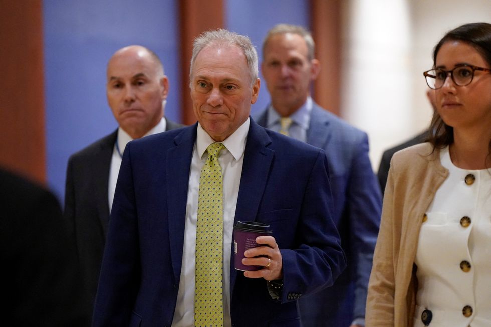 House GOP defectors advance labor petition — hours after leaders begged them to stop