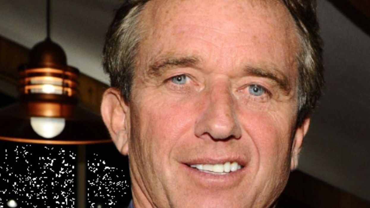 RFK Jr., embracing far-right, spoke at fundraiser for anti-government group with J6 ties