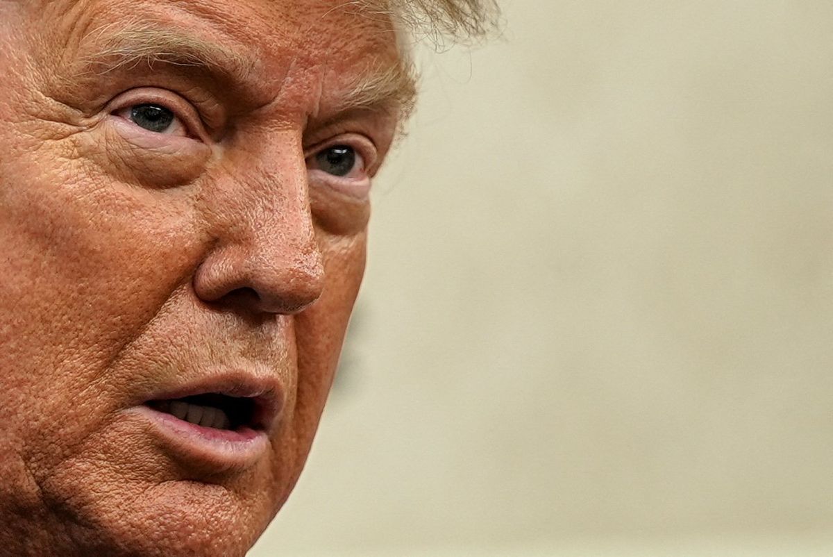 Top Democrat's home targeted in bomb threat one day after Trump called her a 'traitor'