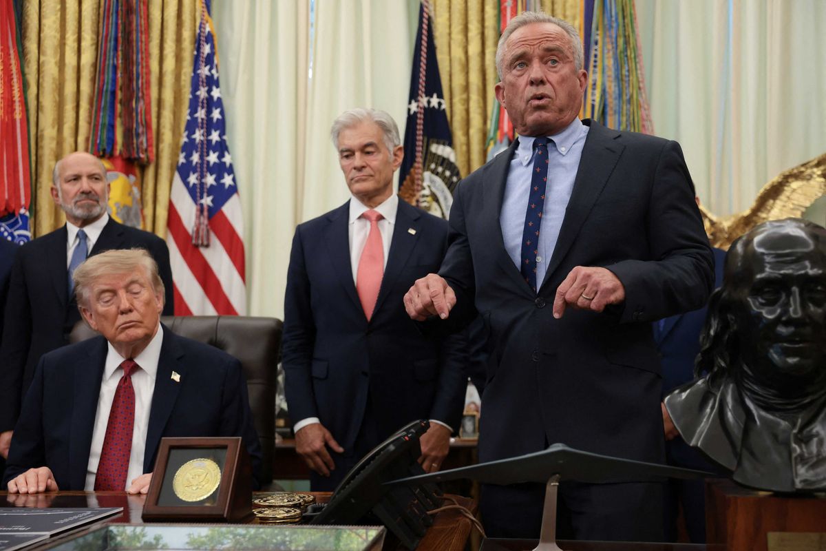 'Drowsy Don' mocked after appearing to sleep at Oval Office love fest: 'Grandpa is cooked'