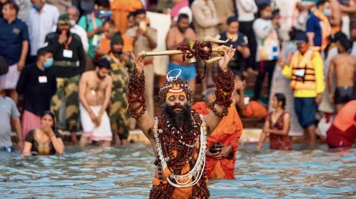 Over 1,000 test positive for COVID-19 at India religious festival