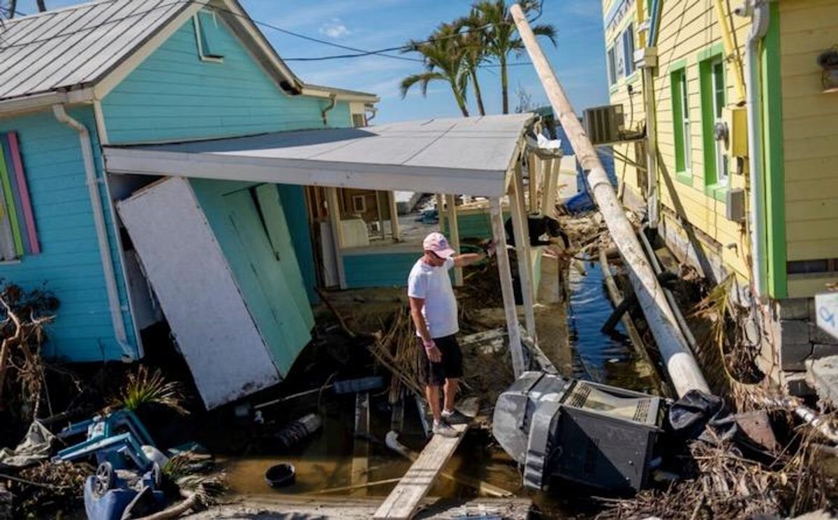 Biden heads into Florida hurricane clean-up zone -- and opponent's territory