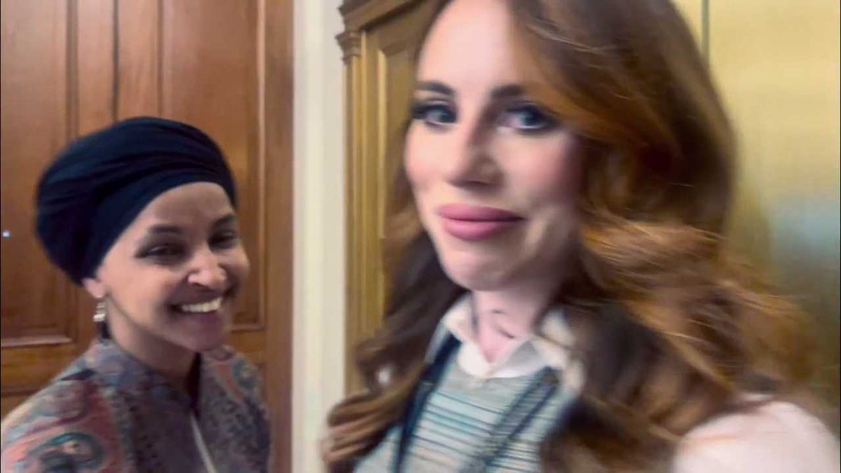 'Don't want to tell you jack!' Right-wing reporter gets vulgar retort from irked Dem