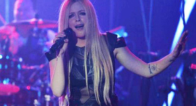 Canadian rocker Avril Lavigne feared she was dying from Lyme disease