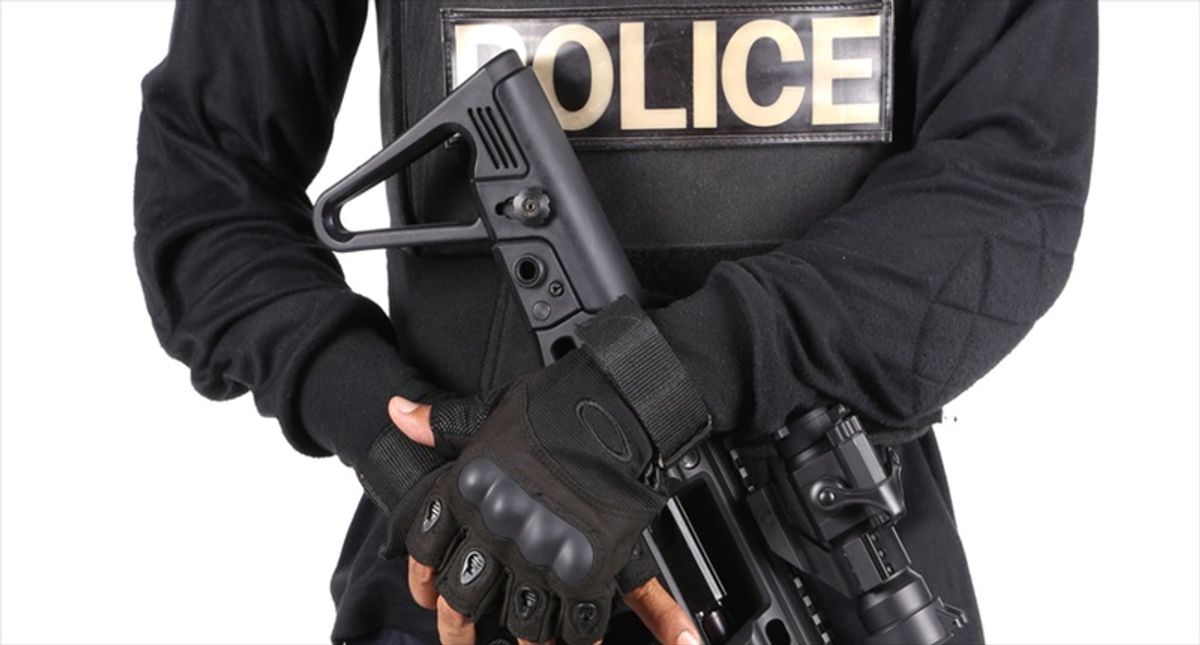 Hoaxers are sending SWAT teams to terrorize Jewish organizations in Arizona: report