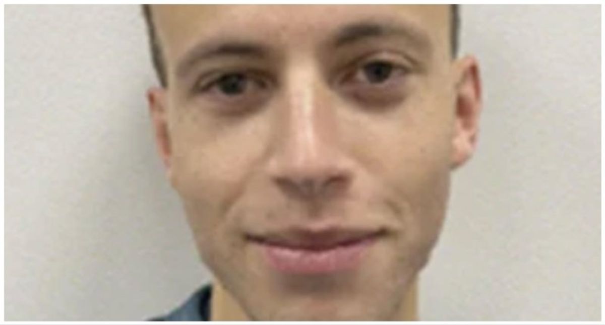 26-year-old man accused of sex crimes after successfully enrolling as a high school student: report