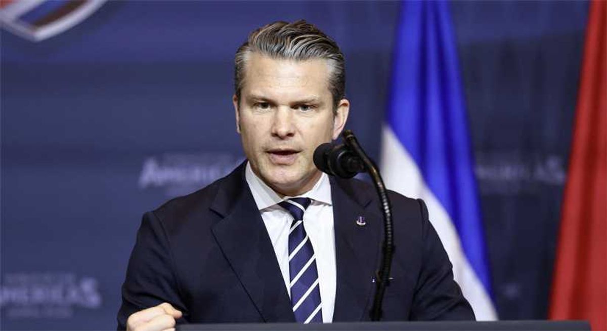 Pete Hegseth menaces CNN over its Iran reporting during Pentagon press bash-fest