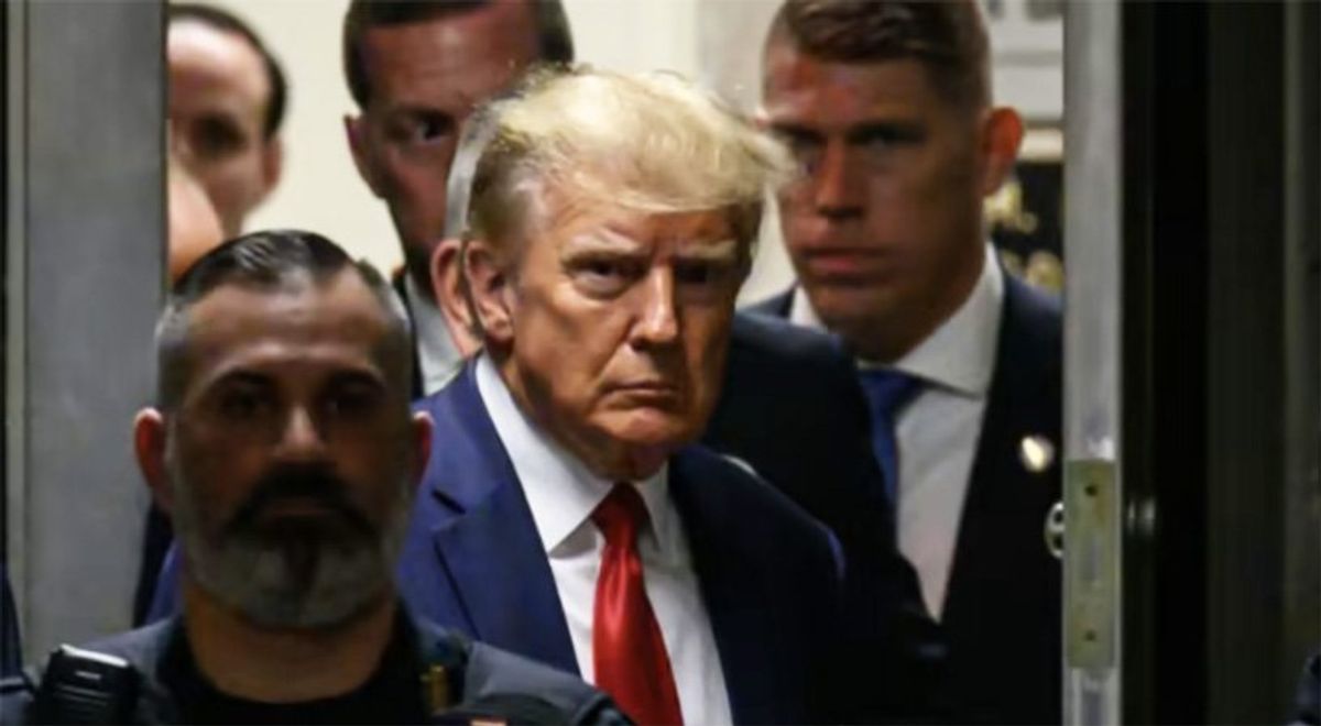 Trump could sit in a jail cell for '4 to 5 hours' before arraignment: former Southern District of Florida prosecutor