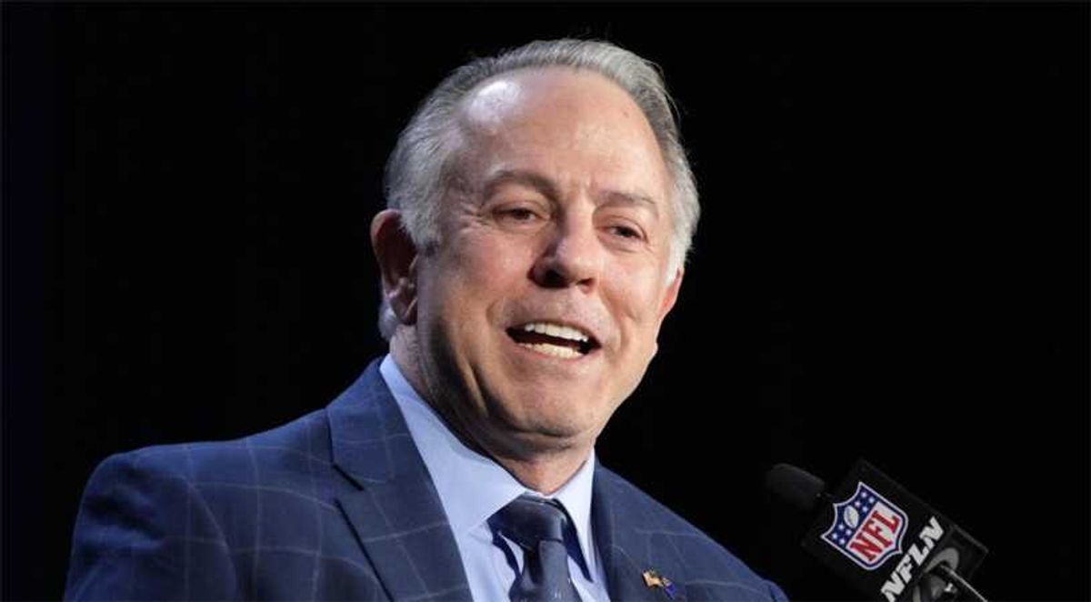 'C'mon man': GOP governor busted for pressuring cop to let him go after traffic stop
