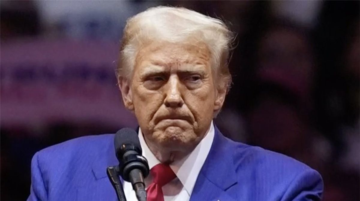 'The act has grown stale': Analyst points to lack of Trump enthusiasm  in final days