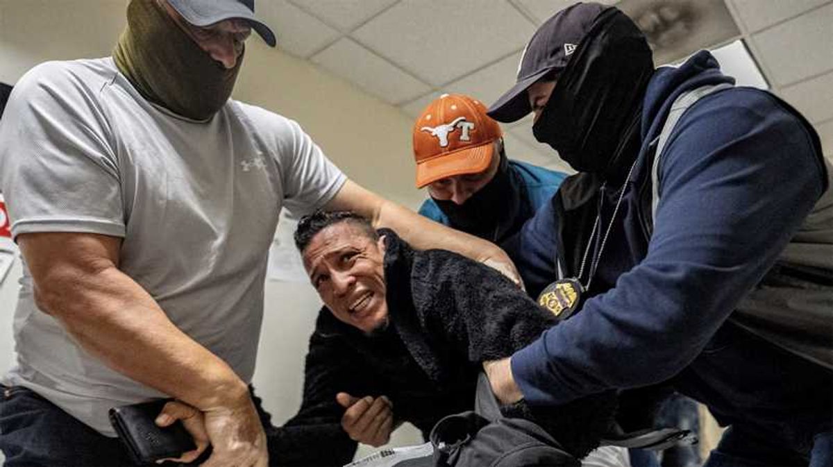 'Worse than the pandemic': Red state restaurants now suffering from Trump's ICE crackdown