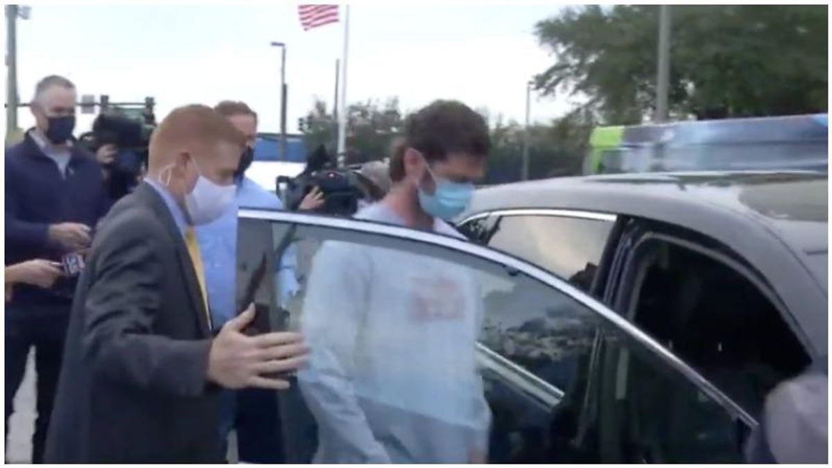 Lawyer for firefighter MAGA rioter blames Trump and the Capitol police for his client's actions